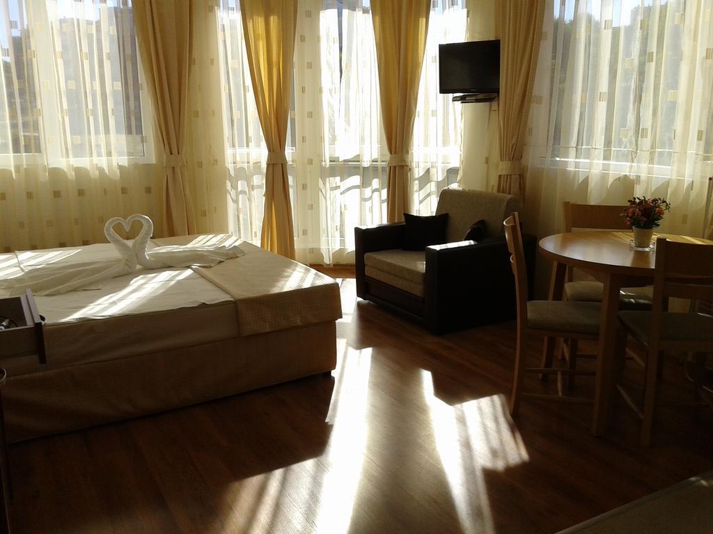 Stephanovy Guest House Sozopol Room photo